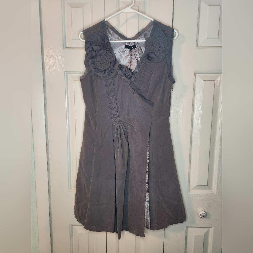 Ryu - Elegant Purple/Gray Sleeveless Dress